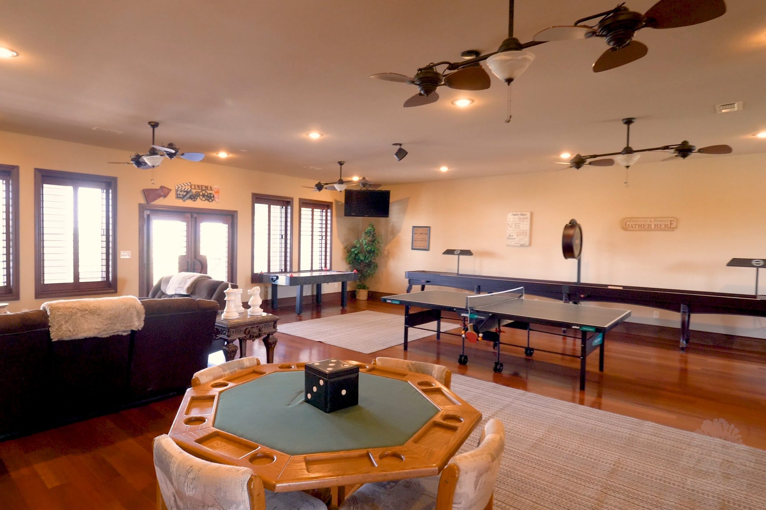 Game room at Rusted Oaks Estate