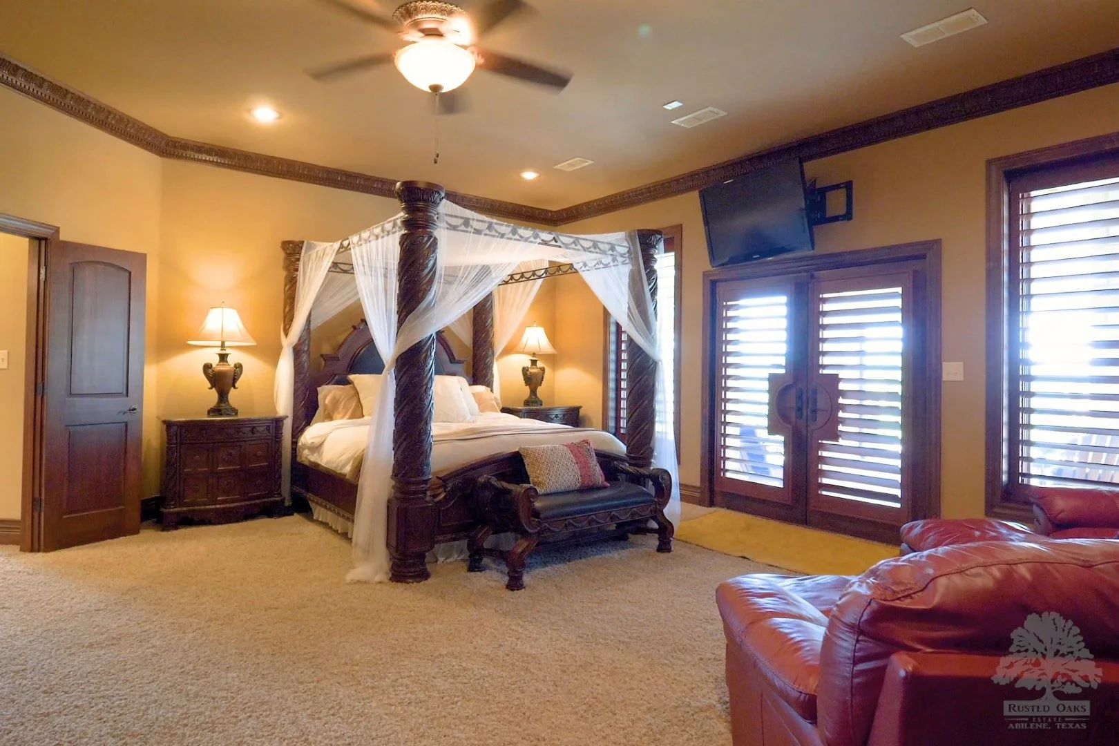 Master suite at Rusted Oaks Estate