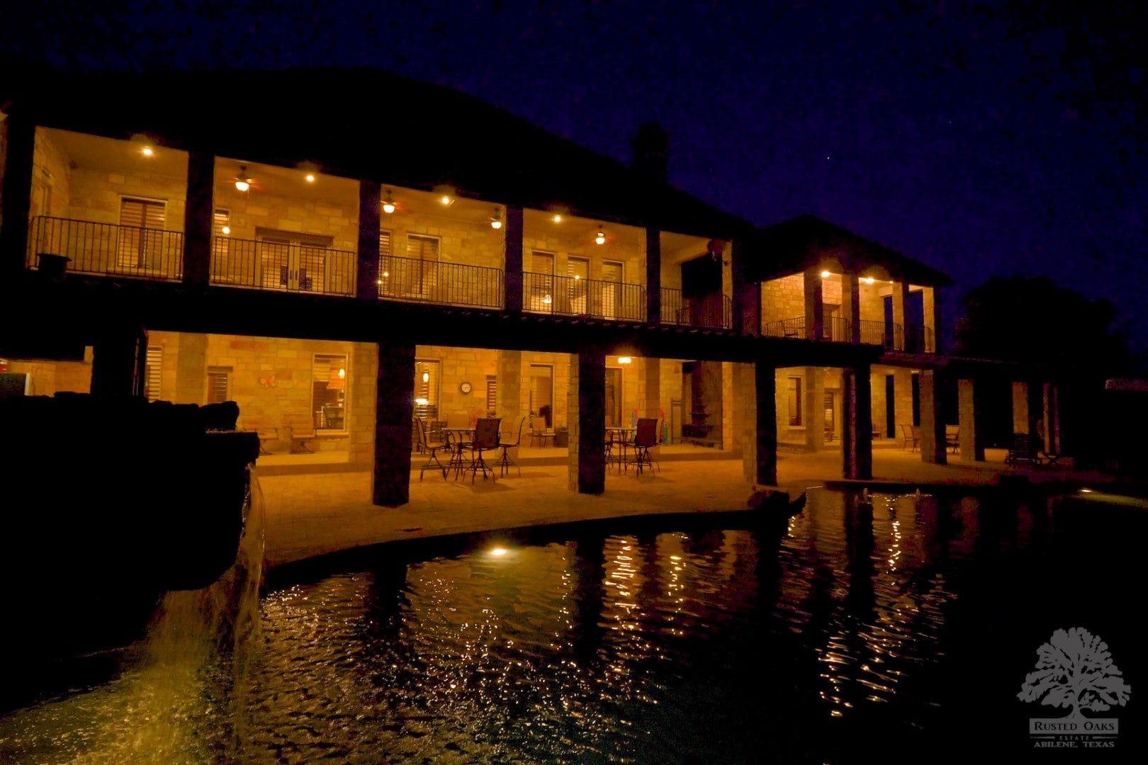 Rusted Oaks Estate at night